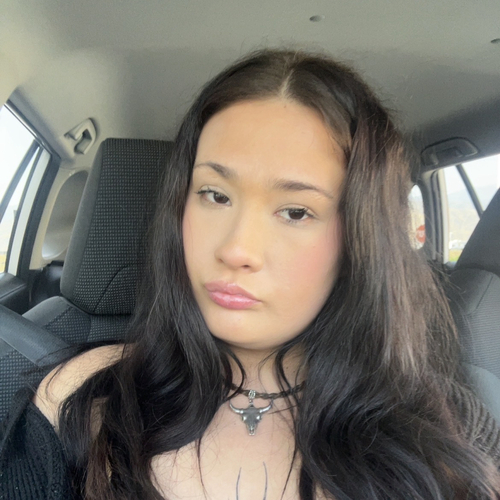 Jazmine A - COD Babysitter