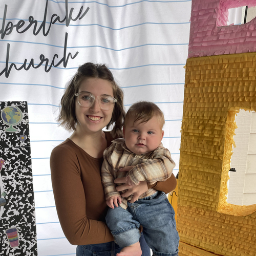 Mackenzie B - Lower Columbia College  Babysitter