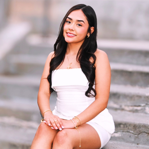 Azul G - Salt Lake Community College  Babysitter
