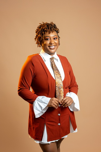 Shania S - Regent Babysitter