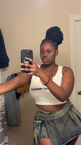 Brianna J - Nassau Community College  Babysitter