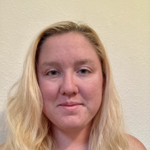 Emmi K – SBU Student Seeking Babysitting Jobs