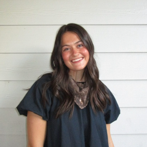 Anna J – Lipscomb Student Seeking Babysitting Jobs