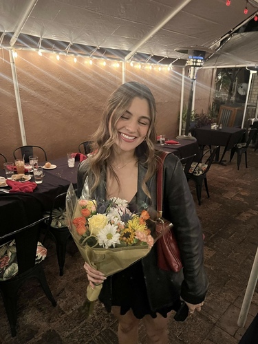 Nayeli V - Rio Salado College  Babysitter