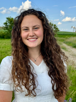 Sydney M - BYU Idaho Babysitter