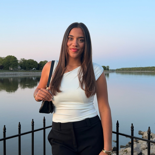 Annalisse S – Del State Student Seeking Nanny Jobs