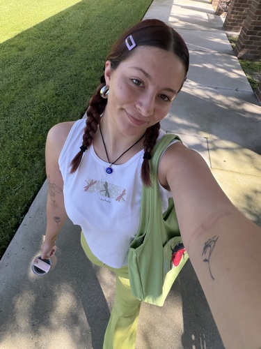 Aria R - Seminole State College of Florida Babysitter