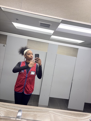 Leah M - College of Southern Maryland  Babysitter