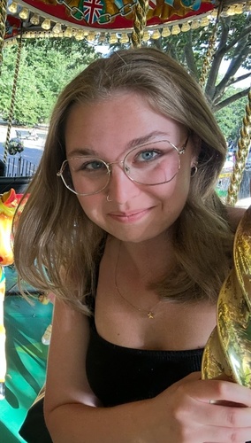 Mara K - CWU Babysitter
