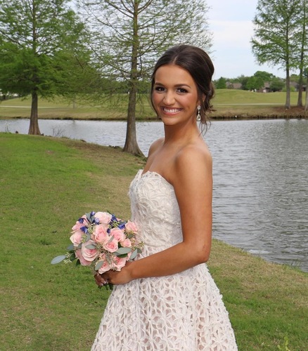 Camryn C - Aveda Institute-Baton Rouge Babysitter