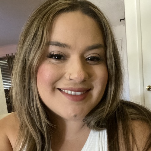 Adriene F - Laguna College of Art and Design Babysitter