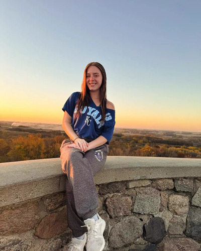 Zoey N - Waldorf College Babysitter