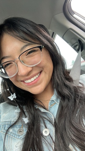 Itzel M - Frontier Community College  Babysitter