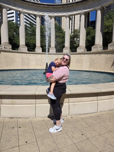 Laura C - UW Whitewater Babysitter