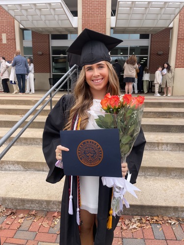 Grace D - Auburn Babysitter