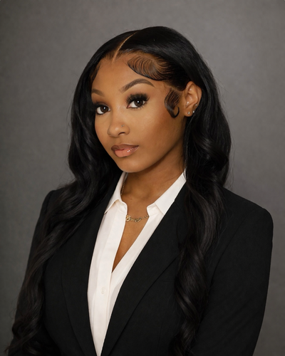 Shaniya C - Hostos Community College  Babysitter