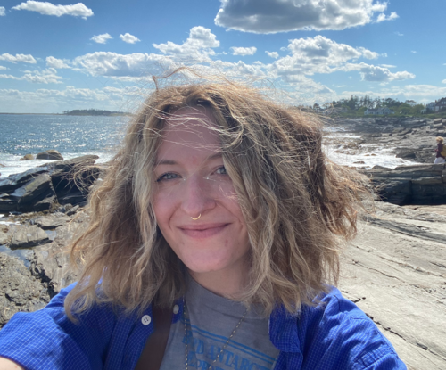 Abigail V - EMU Babysitter