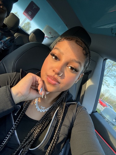 Savannah W - Mott Community College  Babysitter
