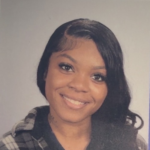 Kiara B - Illinois State Babysitter
