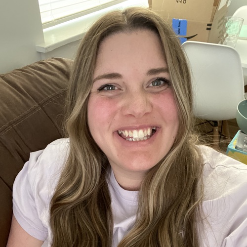 Sierra C – BYU Idaho Student Seeking Babysitting Jobs
