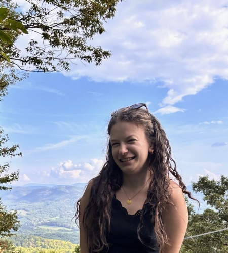 Audrey W - COD Babysitter