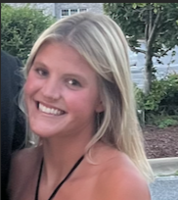 Emma G – Longwood Student Seeking Babysitting Jobs