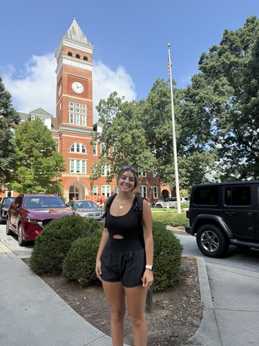 Lucia C - Clemson Babysitter