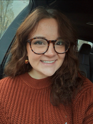 Kaitlyn L - Walden Babysitter