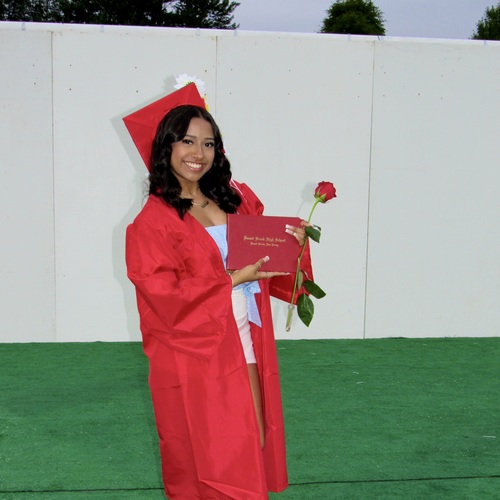 Julissa S - Raritan Valley Community College Babysitter