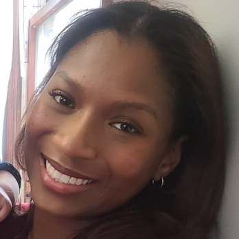 Jazlynn D - Northampton Community College  Babysitter