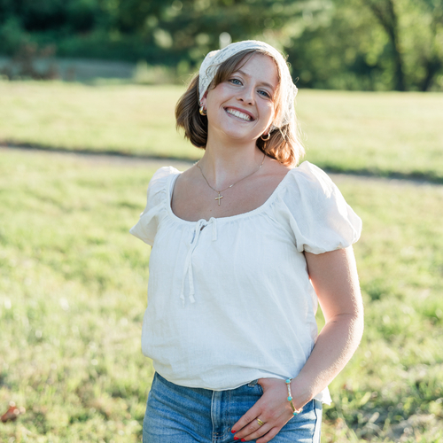 Isabella B - Samford Babysitter