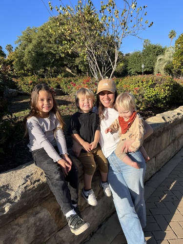 Ariel N - Cal State San Marcos Babysitter