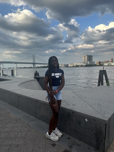 Samantha F - Hawkeye Community College  Babysitter