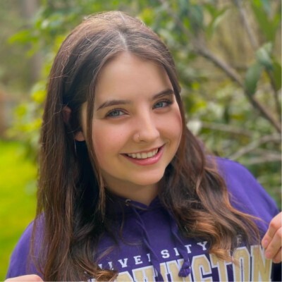 Abby S - UW Babysitter