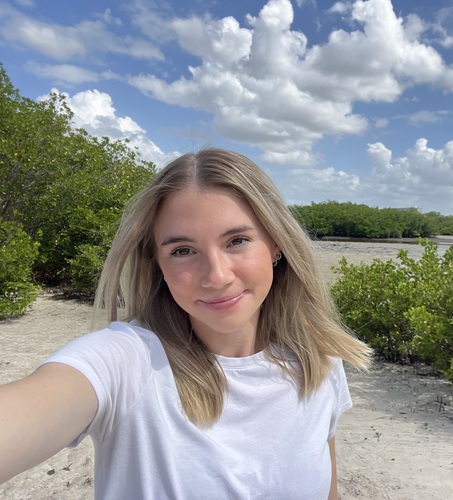 Madelyn C - Kennesaw State Babysitter