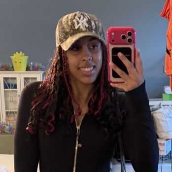 Kendyll M - Guilford Babysitter