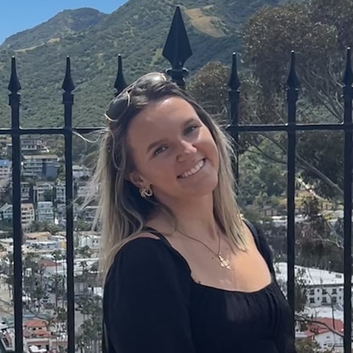 Amelia F - Oxy Babysitter