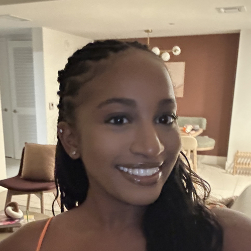 Lizzey K – Kennesaw State Student Seeking Babysitting Jobs