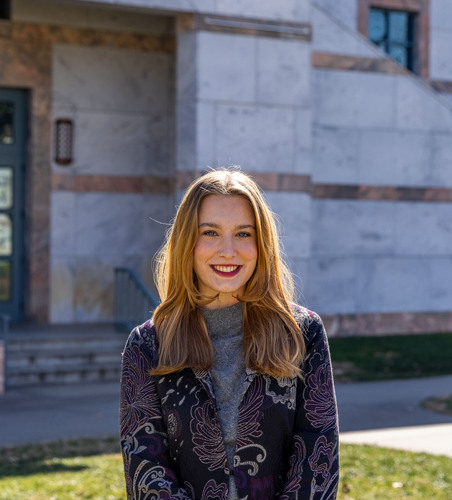 Lola M - Emory Babysitter