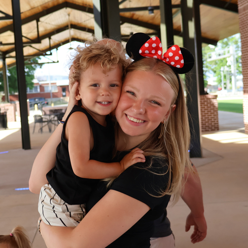 Emmy D - Itawamba Community College  Babysitter