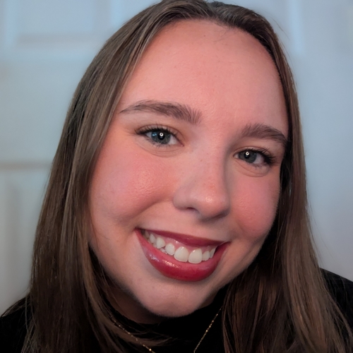 Bridgett B - Belmont Babysitter