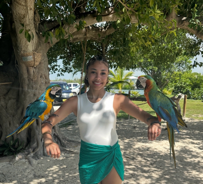 Jaycee T - Lander Babysitter