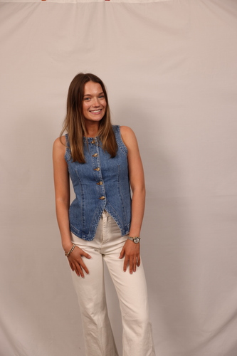 Lauren R - Lipscomb Babysitter