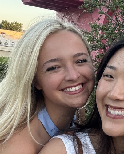 Lauren R - USAO Babysitter