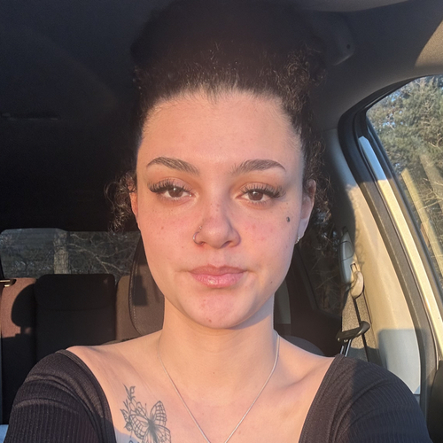 Keilani W - Corning Community College  Babysitter