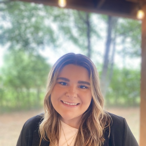 Lauren M - MTSU Babysitter