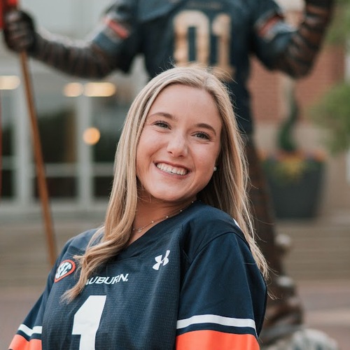 Caitlin P - Auburn Babysitter