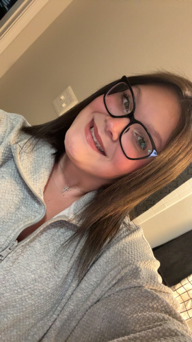 Mckenna H - UH Babysitter