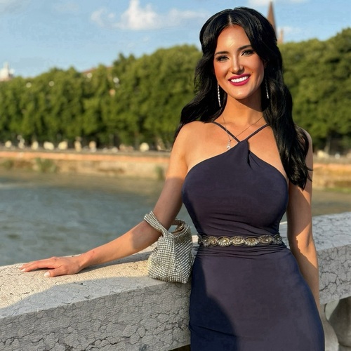 Colleen H - USC Babysitter