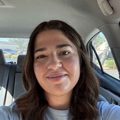 Savannah S - Fresno State Babysitter